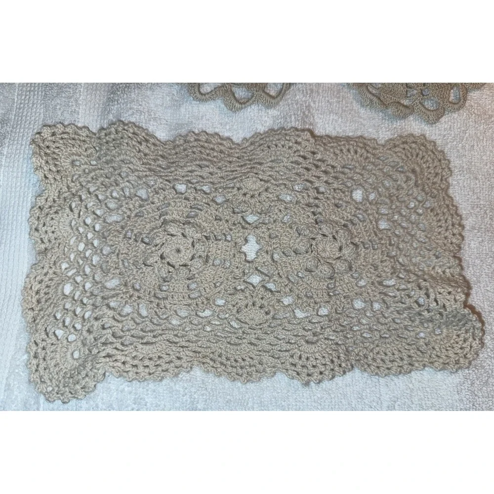 Vintage Doilies Lot Of 3 . Beige Color Great Conditions No‎ Tears Handmade